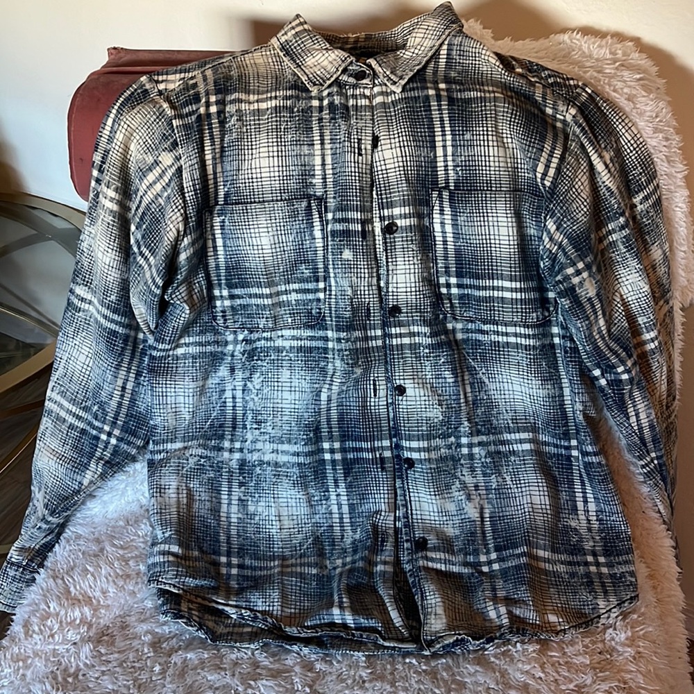 Vanilla star flannel top